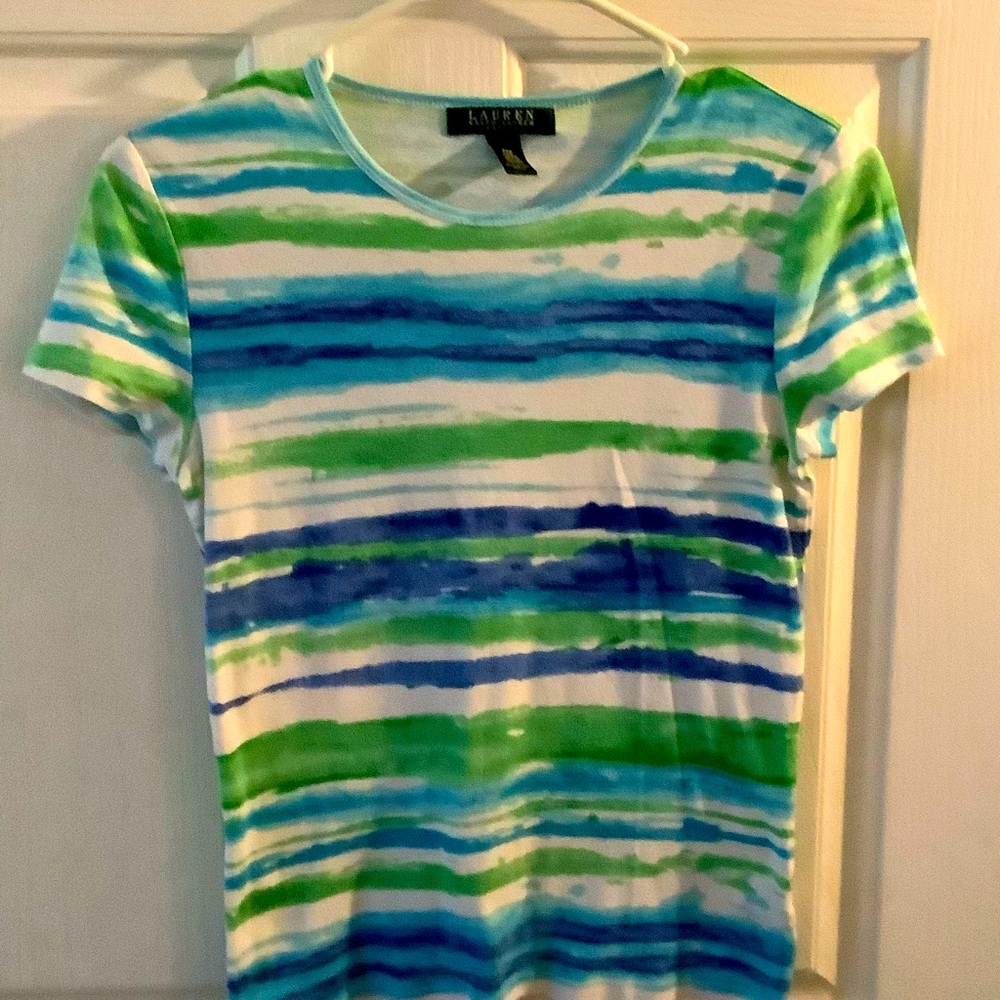 Cool cotton tee for the summer size is petite medium